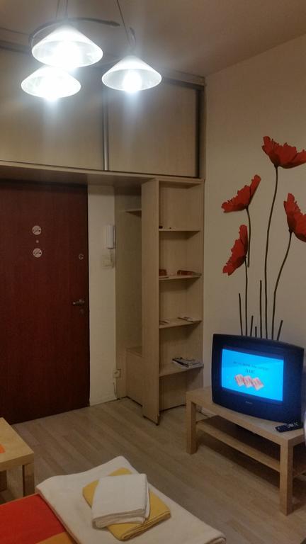 Euro-Room Rooms & Apartments Красков Екстериор снимка